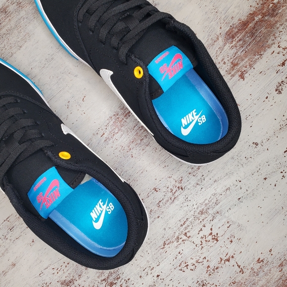 Nike sb charge Canvas sz 8.5M 10M 10W 11.5W - Picture 2 of 6